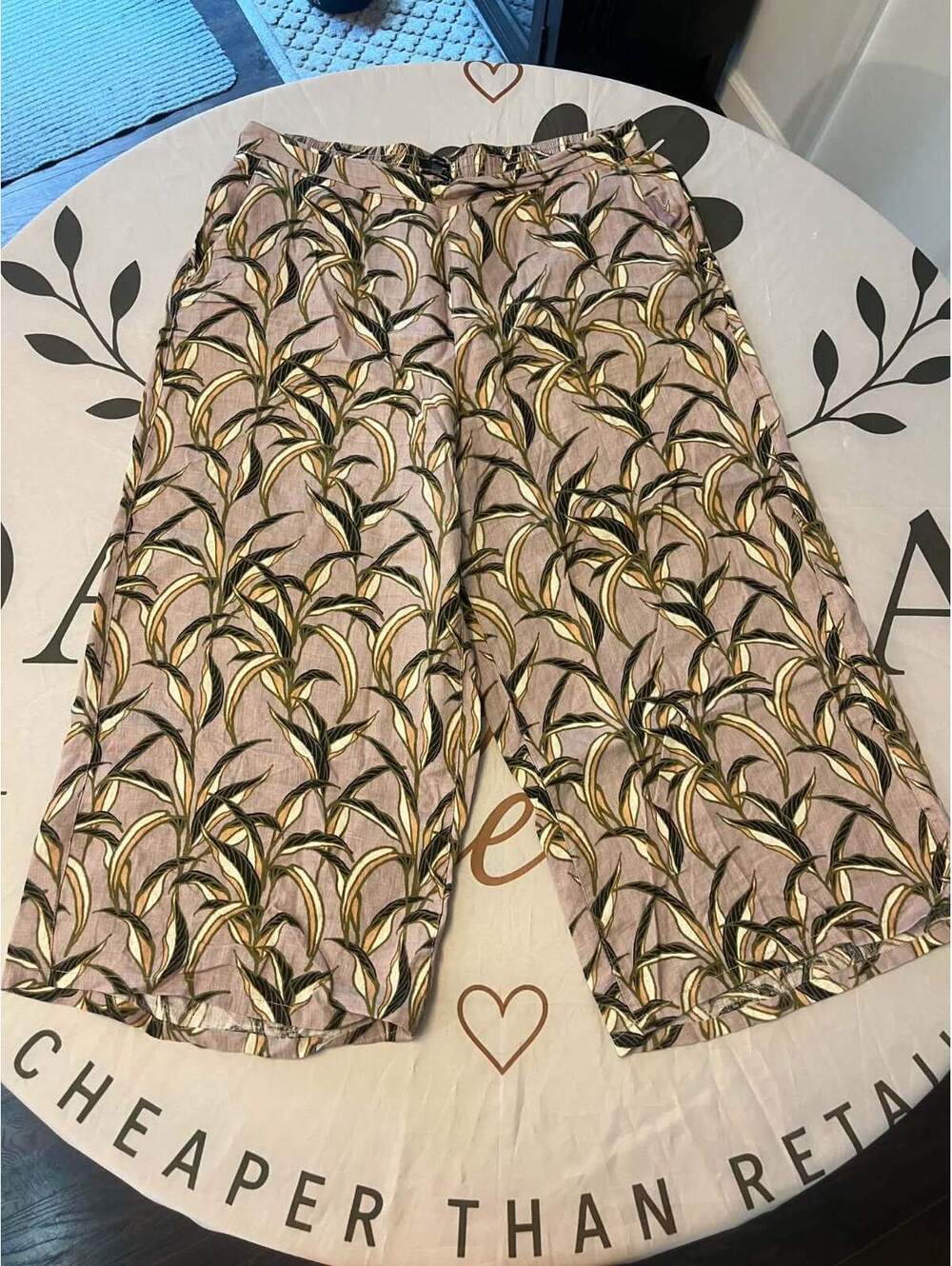 Tahari XL Linen Cropped Pants with Leaf Print